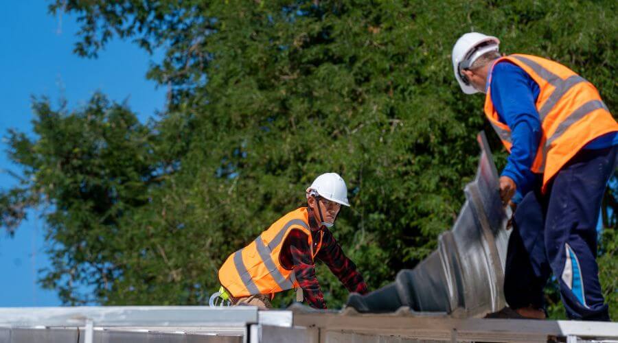 Professional Flat Roofing Installation in Flournoy, CA